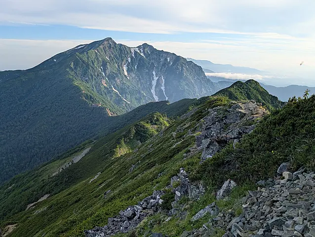 信濃大町駅集合＞ 日本百名山 爺ヶ岳～鹿島槍ヶ岳縦走登山3days｜モンベル